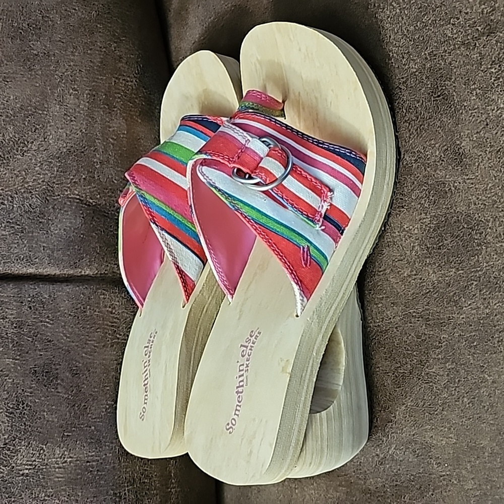 Women's Skechers Multi-Color Stripe Canvas Loop Toe Sandals Shoes size 11